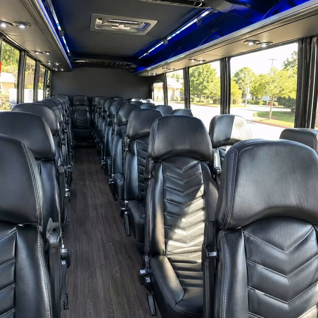 martinez minibus interior 3