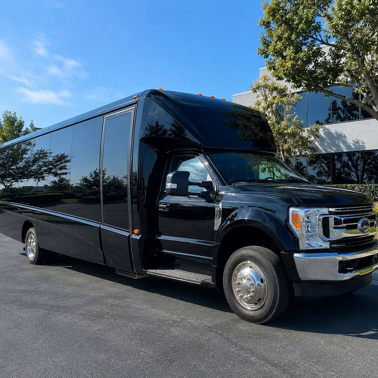 martinez private martinez prom buses for small friend groups and entire classes